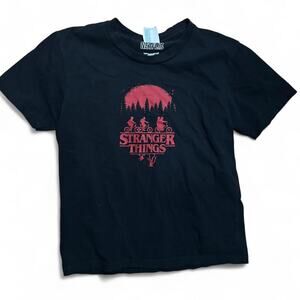 6/7 Kids Stranger Things tee Netflix
